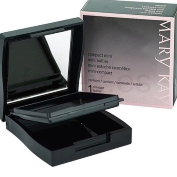 Mary Kay Mini Compact - Picture 3 of 3